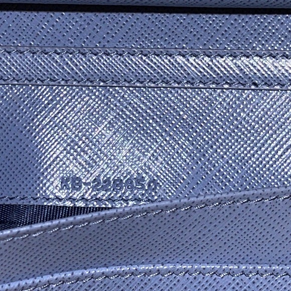 Preloved Salvatore Ferragamo wallet on chain sky blue color great condition - Picture 10 of 16